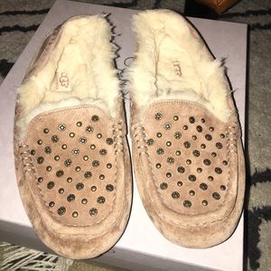 Ugg slippers